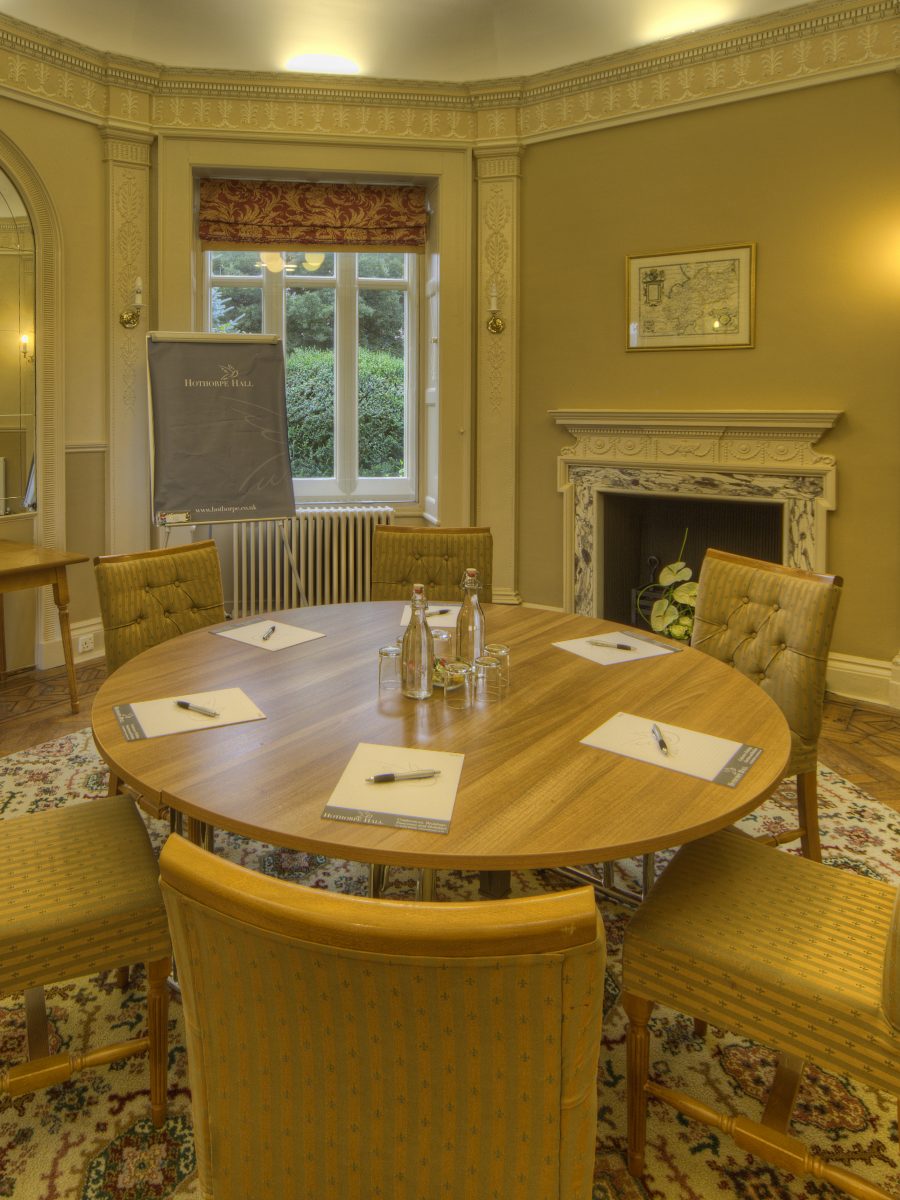 Round Room board table