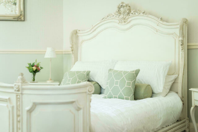 Hothorpe Hall newlywed suite